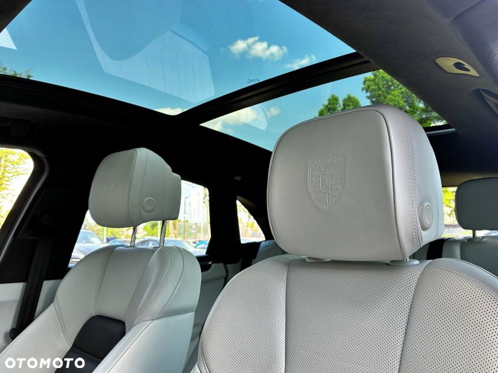 Porsche Macan Standard - 35