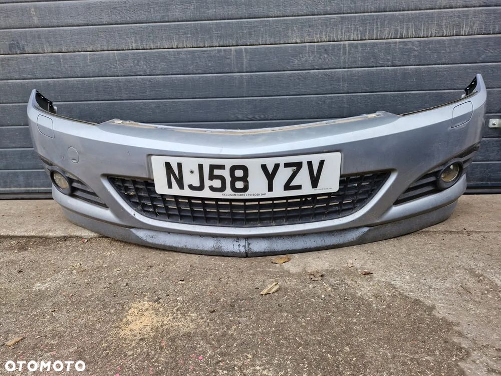 Zderzak przedni przód Opel Astra H III GTC 3 drzwi Cabrio Z163