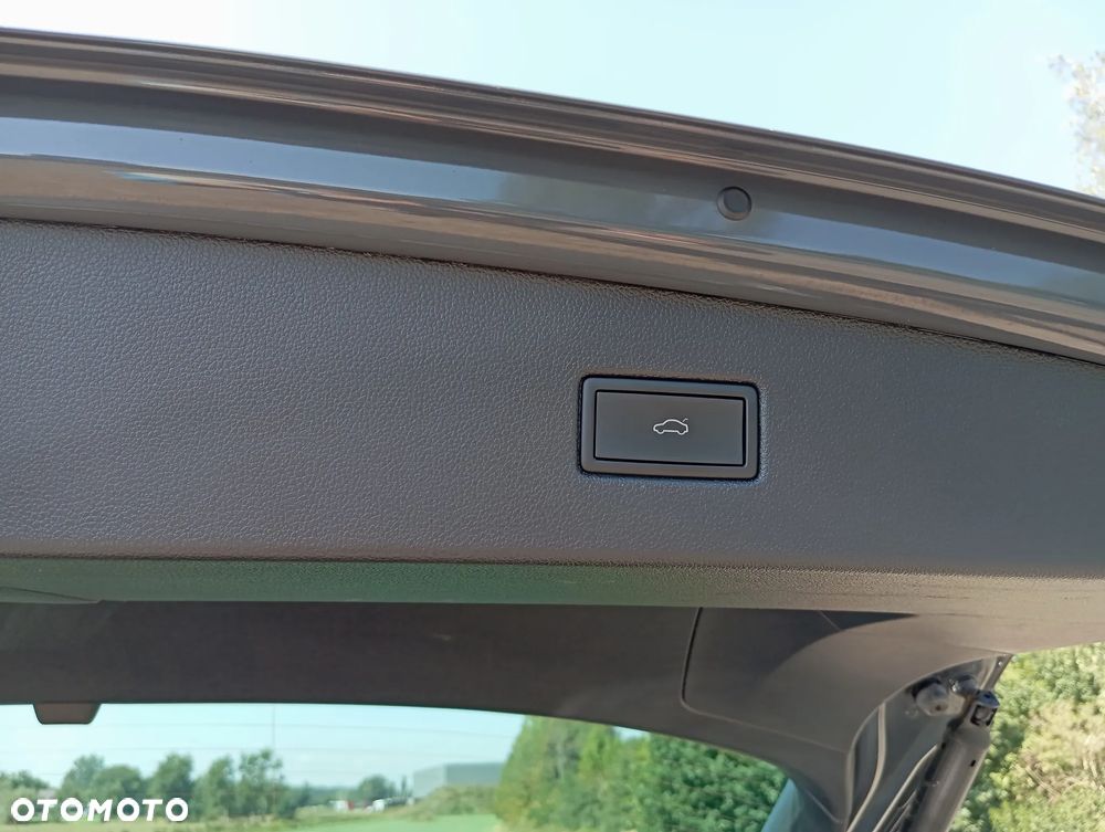 Volkswagen Tiguan - 16