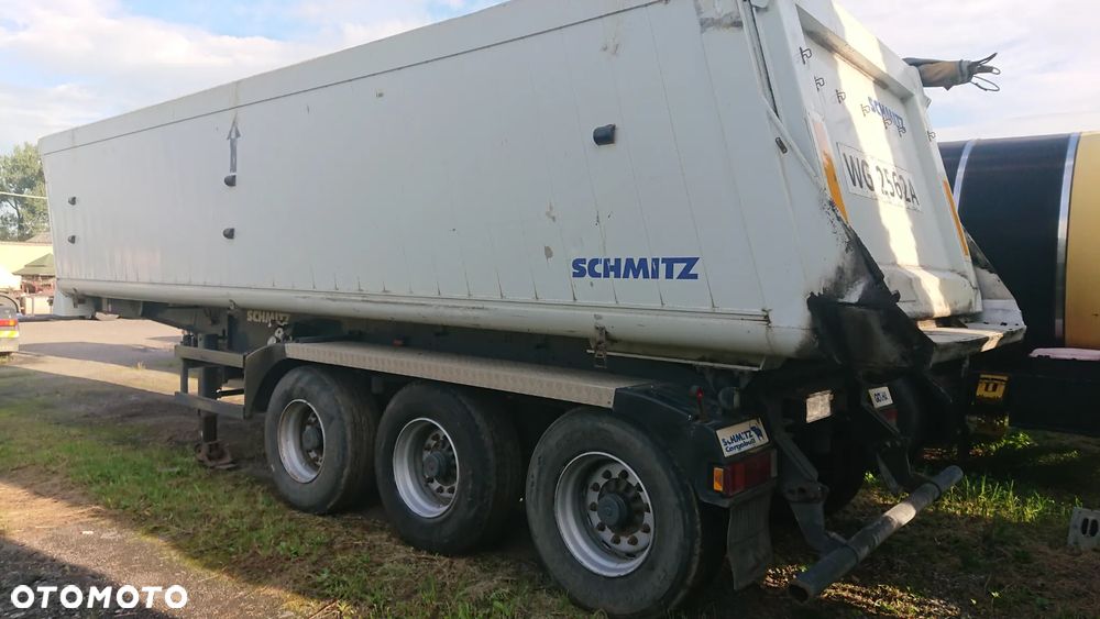 Schmitz Cargobull SKI 24 8.2 - 4