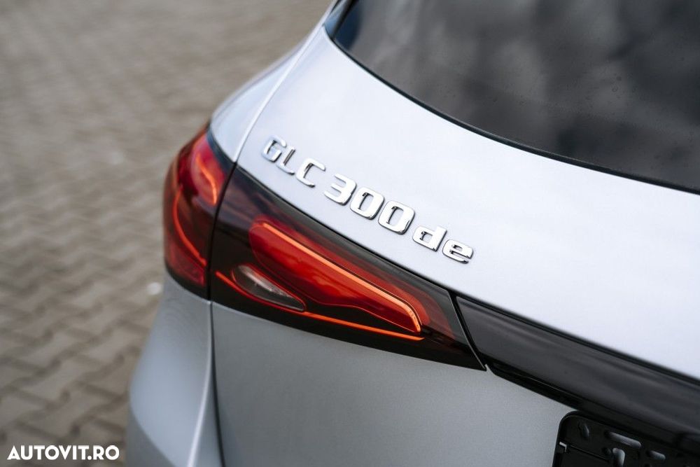 Mercedes-Benz GLC - 10