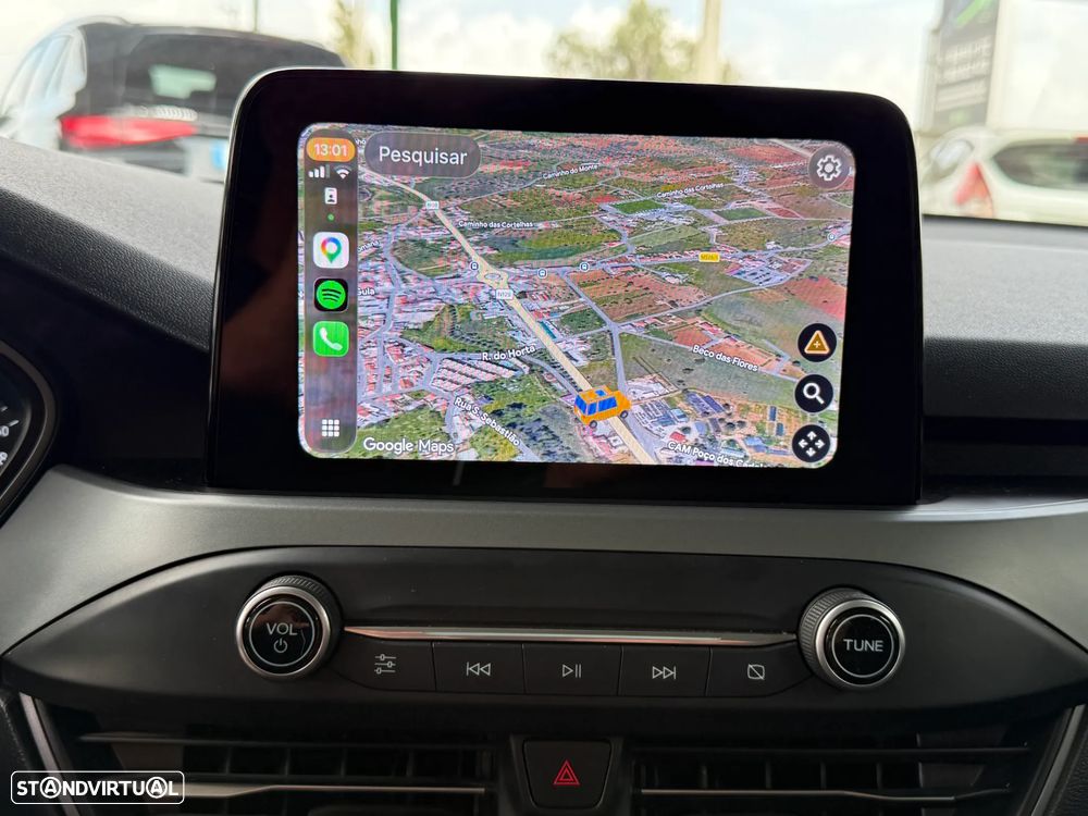 Ford Focus SW 1.0 EcoBoost Connected - 44