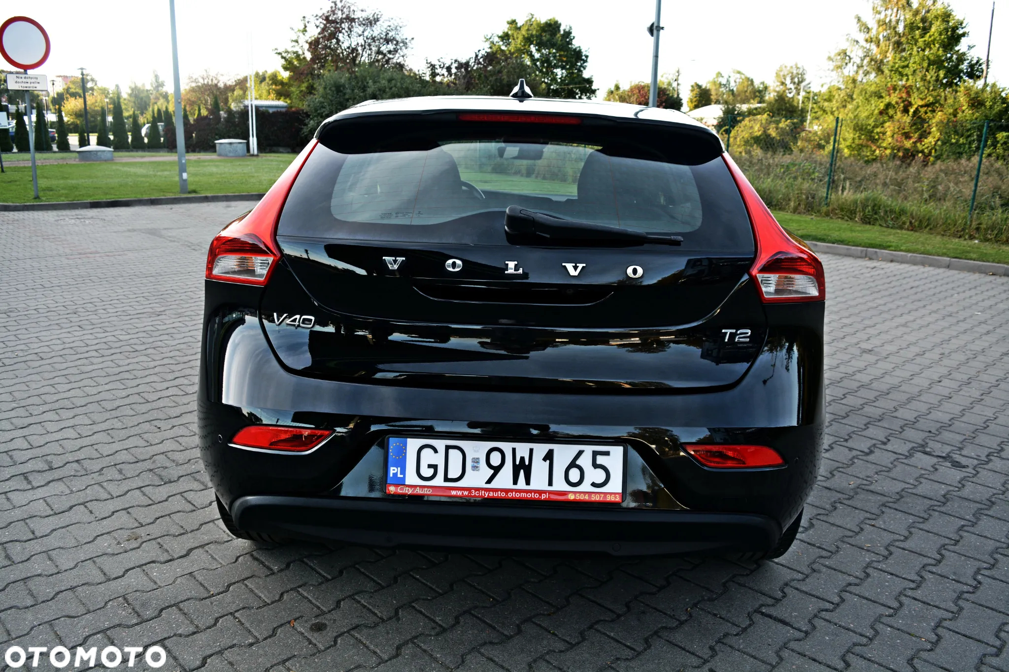 Volvo V40 T2 Geartronic Linje You - 19