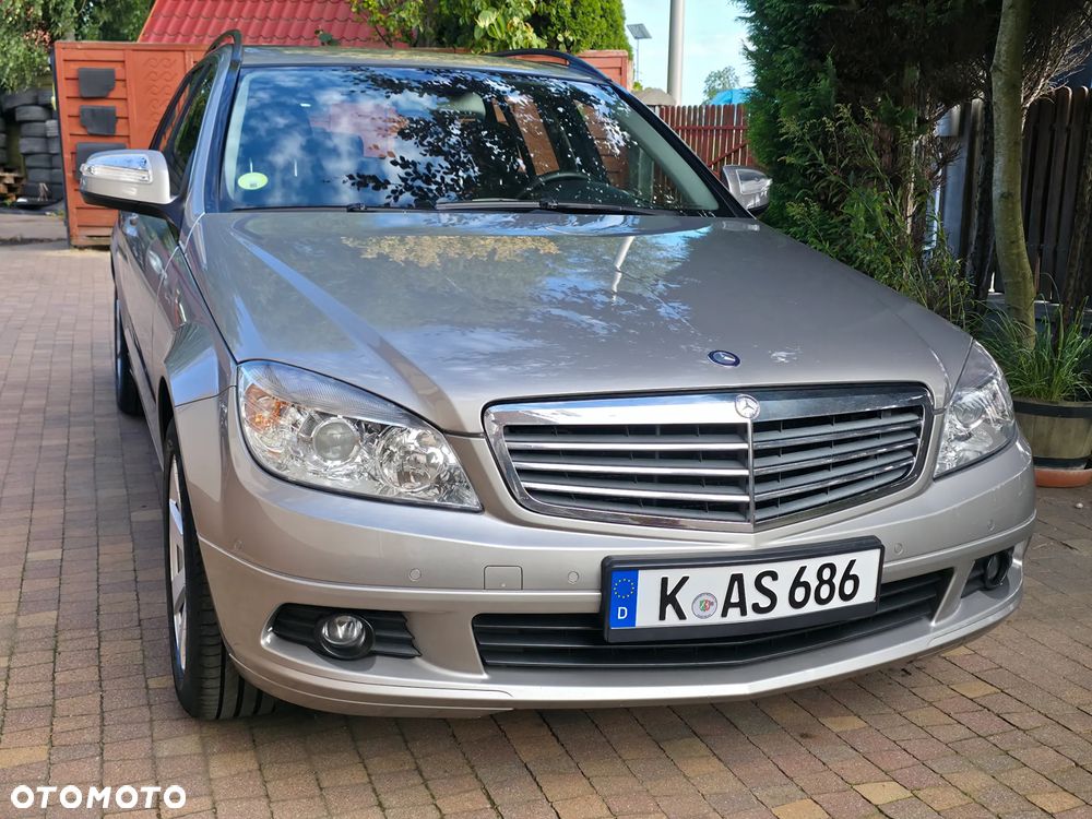 Mercedes-Benz Klasa C 200 (BlueEFFICIENCY) 7G-TRONIC Elegance - 21