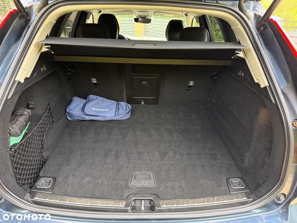 Volvo XC 60 B4 D AWD Inscription - 21