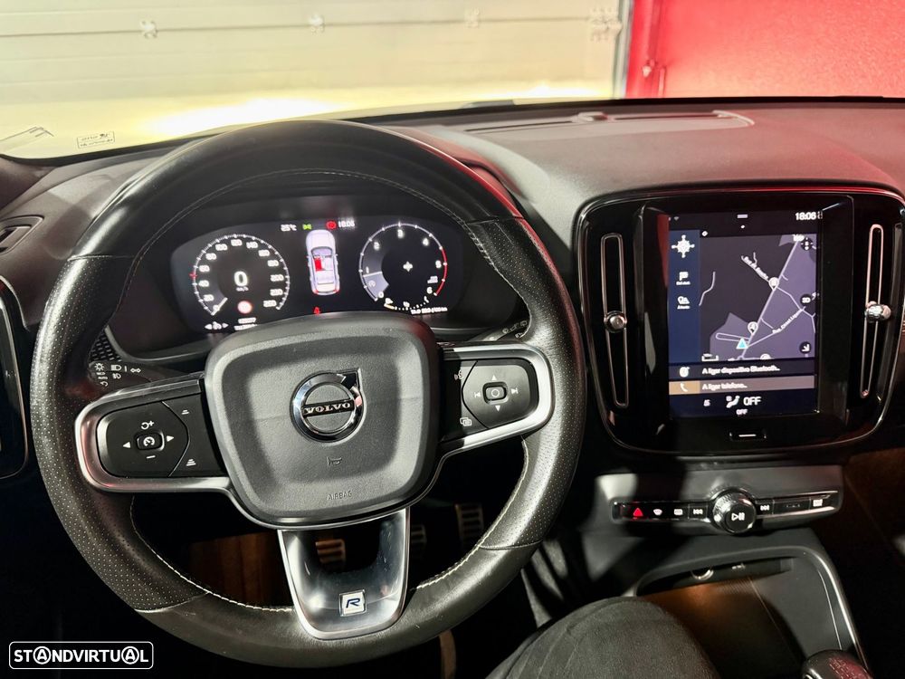 Volvo XC 40 2.0 D3 R-Design - 23