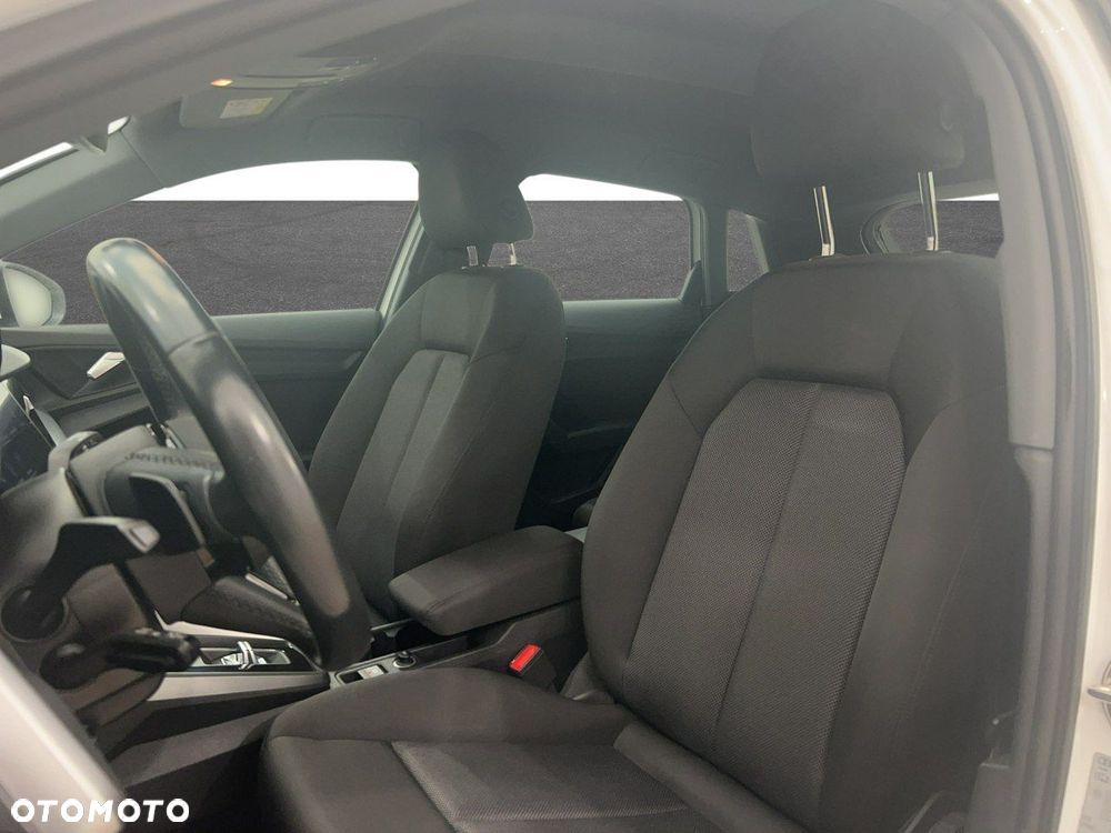 Audi A3 Sportback 35 TFSI mHEV S tronic - 16