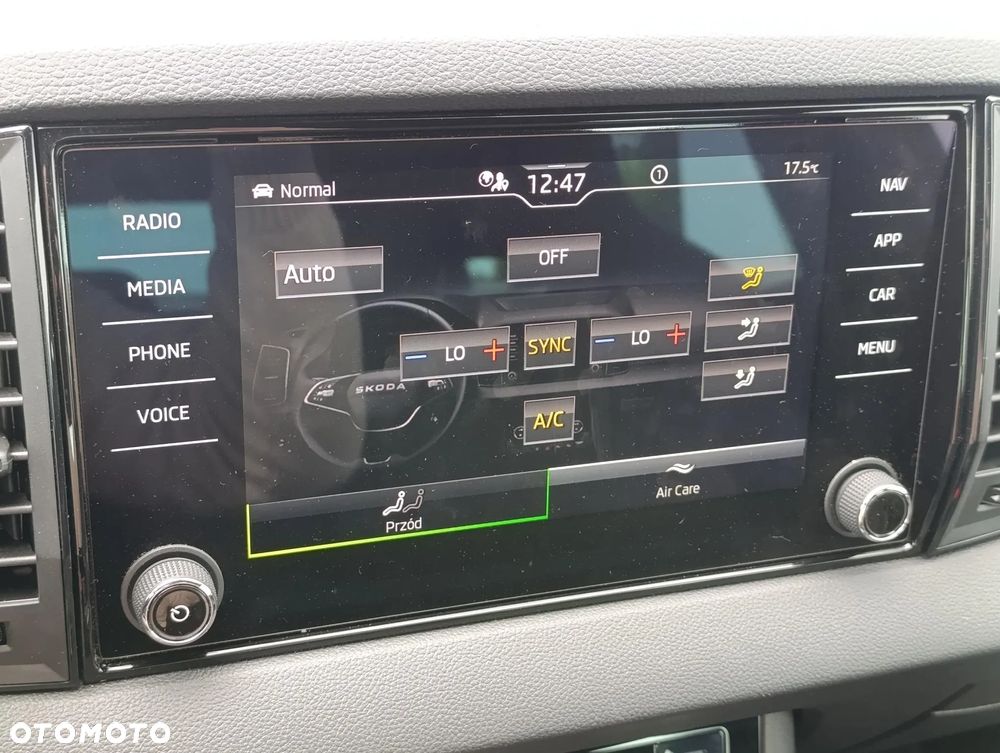 Skoda Karoq 1.5 TSI ACT Sportline DSG - 37