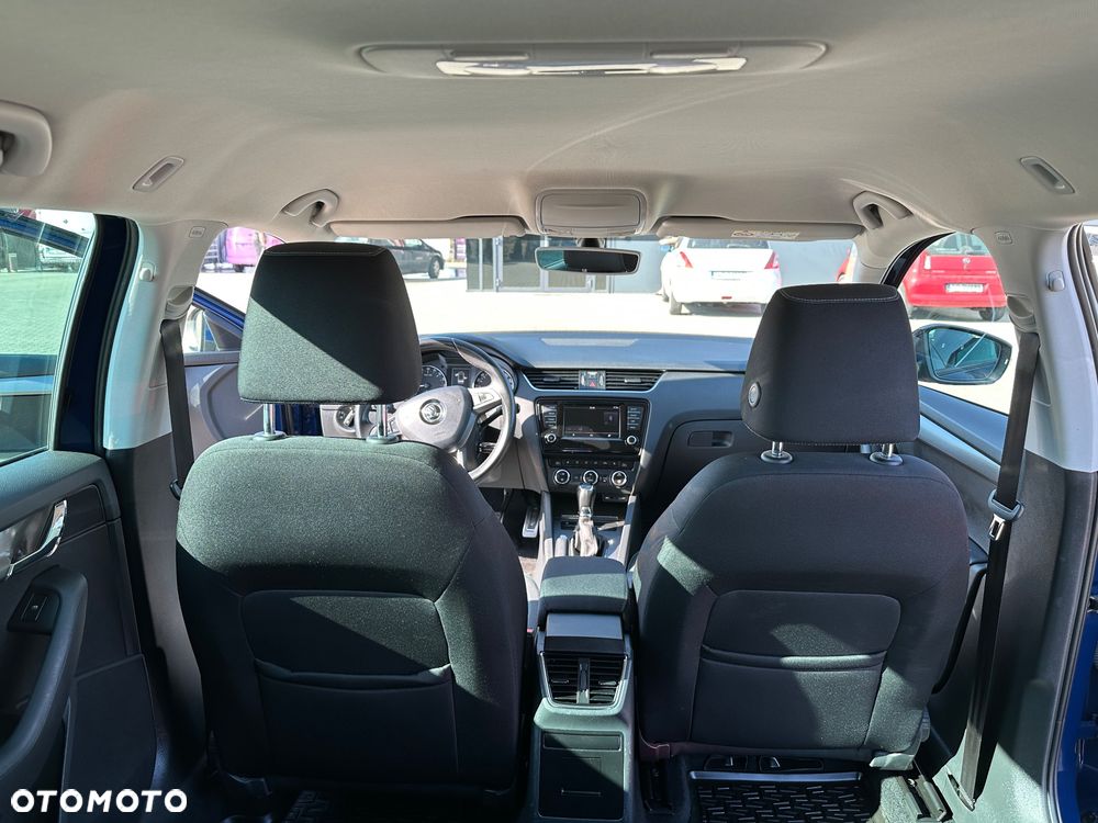 Skoda Octavia 2.0 TDI Joy DSG - 13