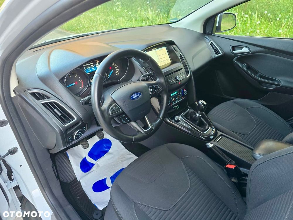 Ford Focus 2.0 EcoBlue Active Business - 13