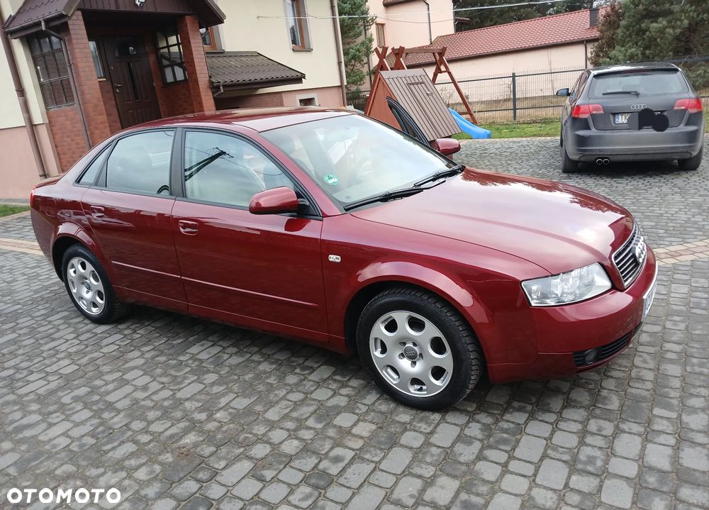 Audi A4 Limousine 2 - 1