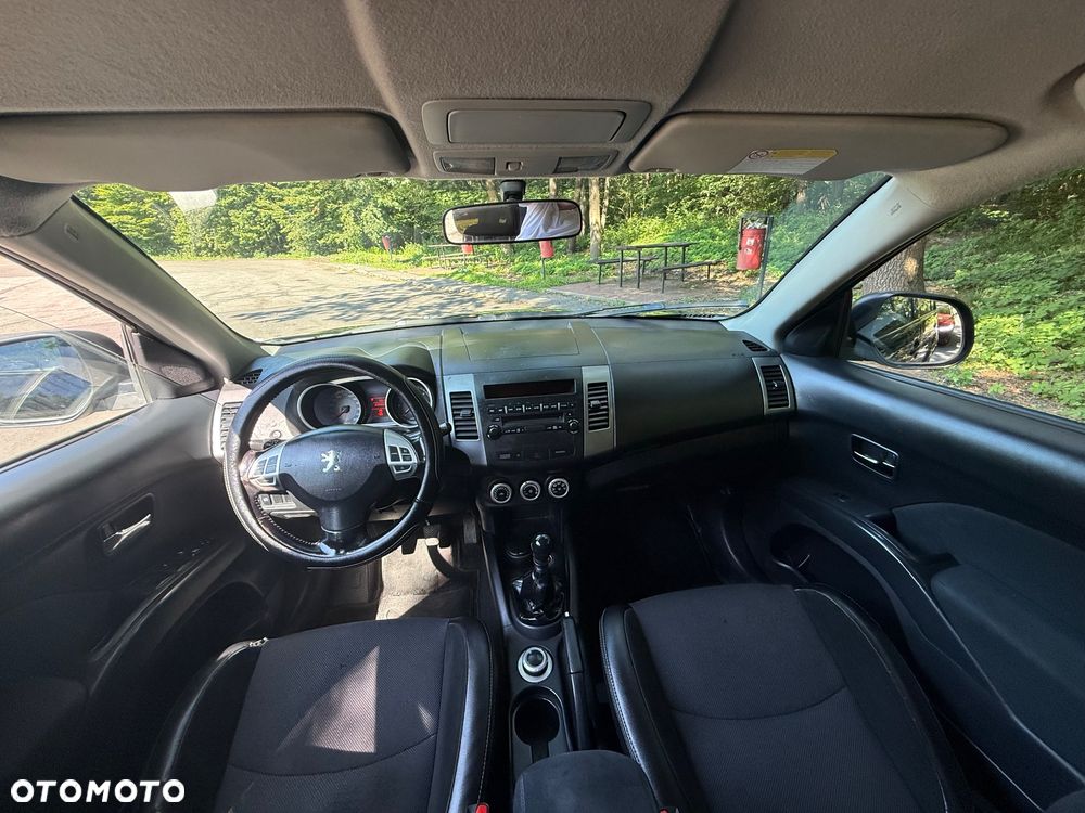Peugeot 4007 - 6