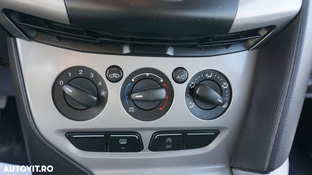 Ford Focus 1.0 EcoBoost Start-Stopp-System TREND - 25