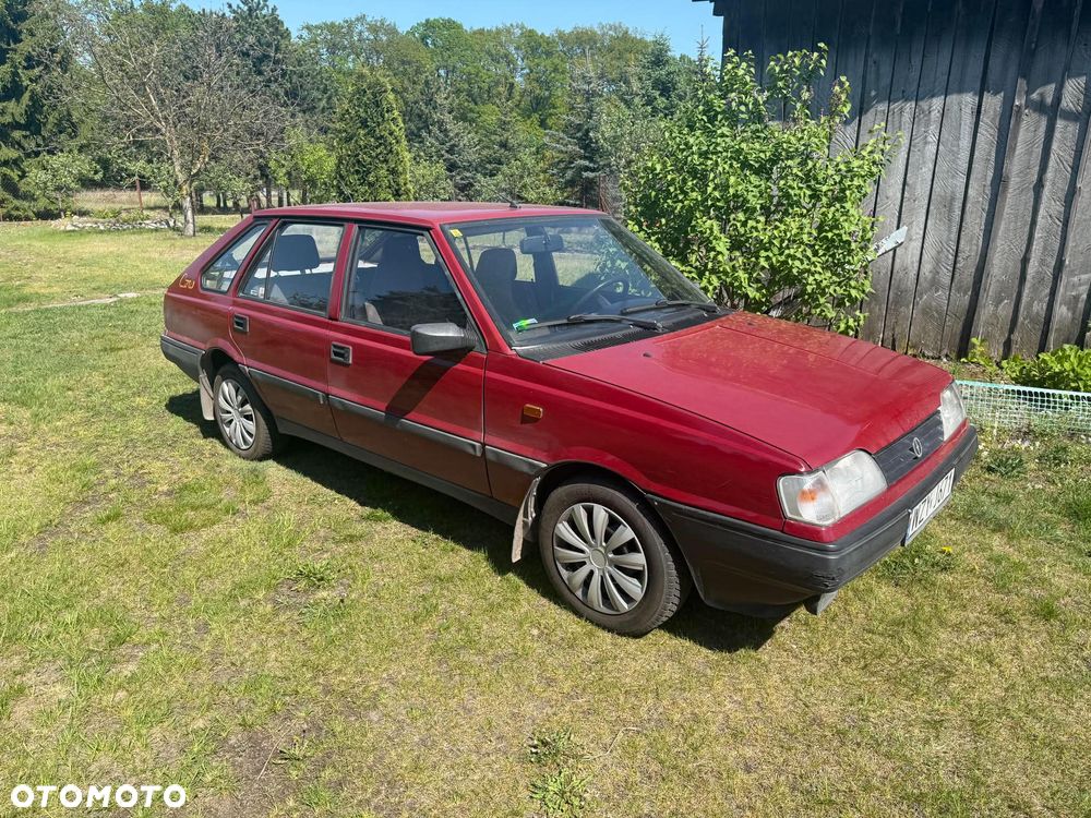 Polonez Caro - 6