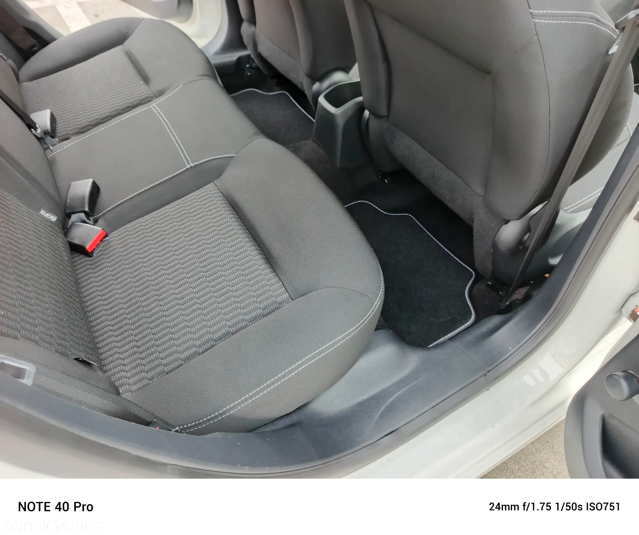 Peugeot 208 1.2 PureTech GPF Allure S&S - 16