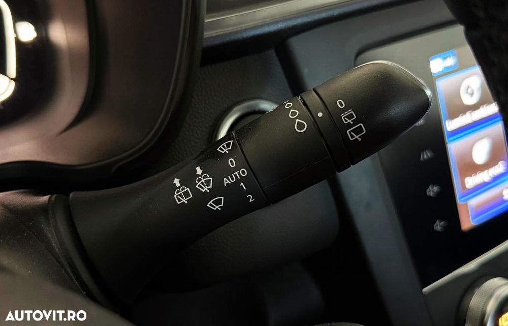 Renault Kadjar BLUE dCi 115 EDC INTENS - 26
