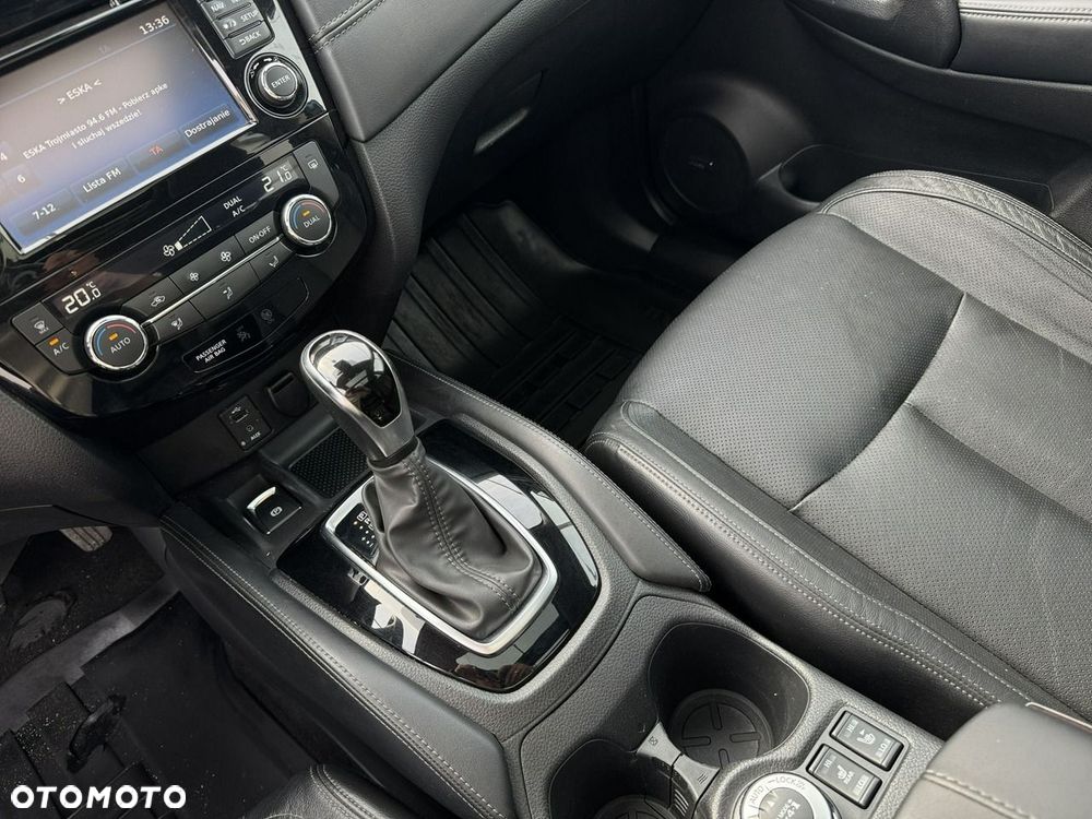 Nissan X-Trail 1.7 dCi Tekna 4WD Xtronic - 25