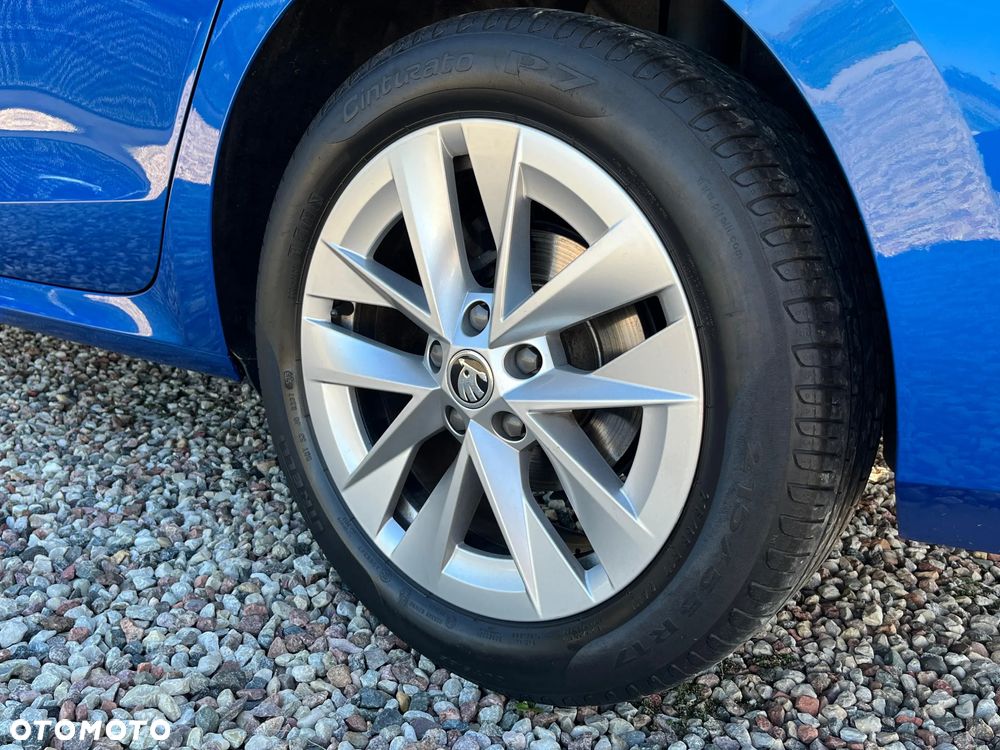 Skoda Octavia ver-1-5-tsi-act-ambition - 17