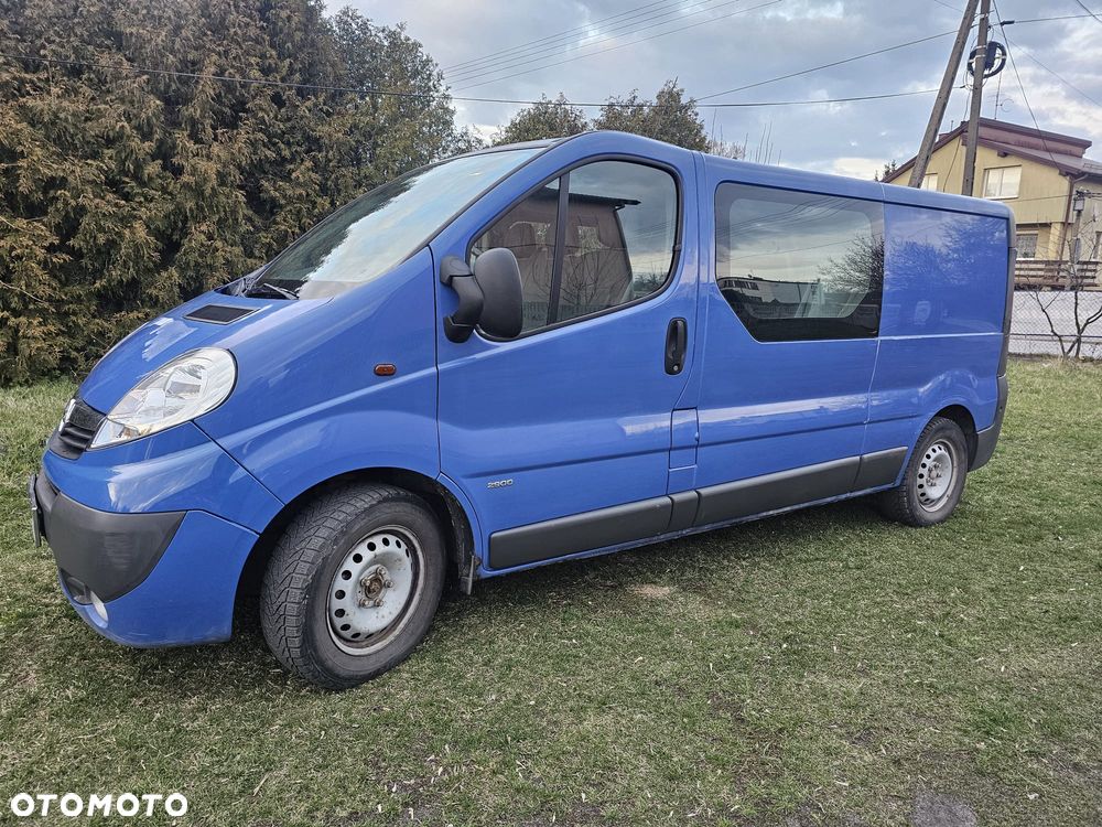 Opel Vivaro - 8