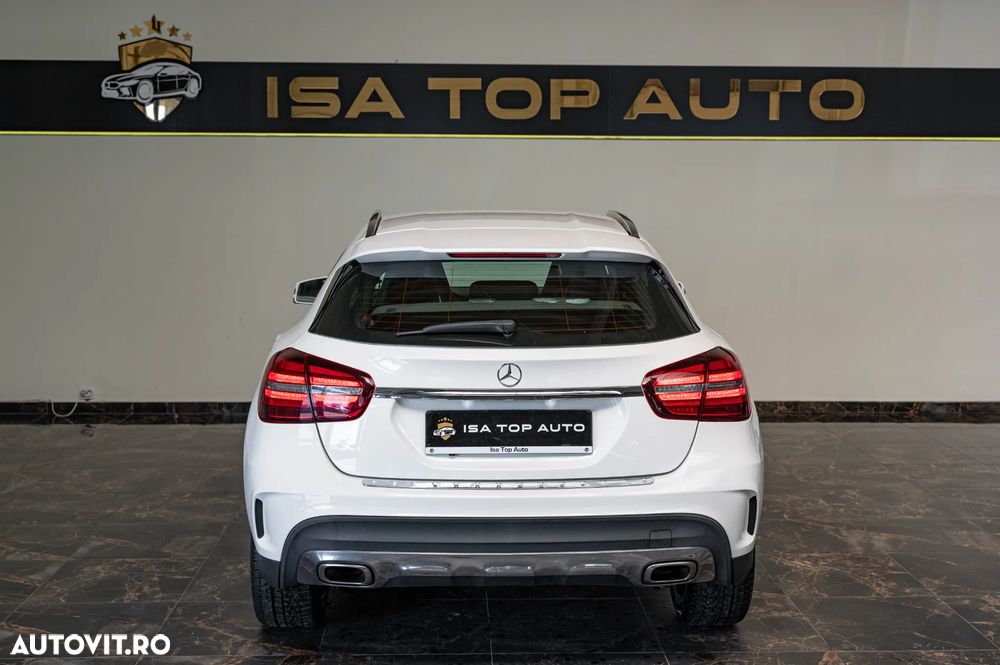 Mercedes-Benz GLA 250 7G-DCT UrbanStyle Edition - 16
