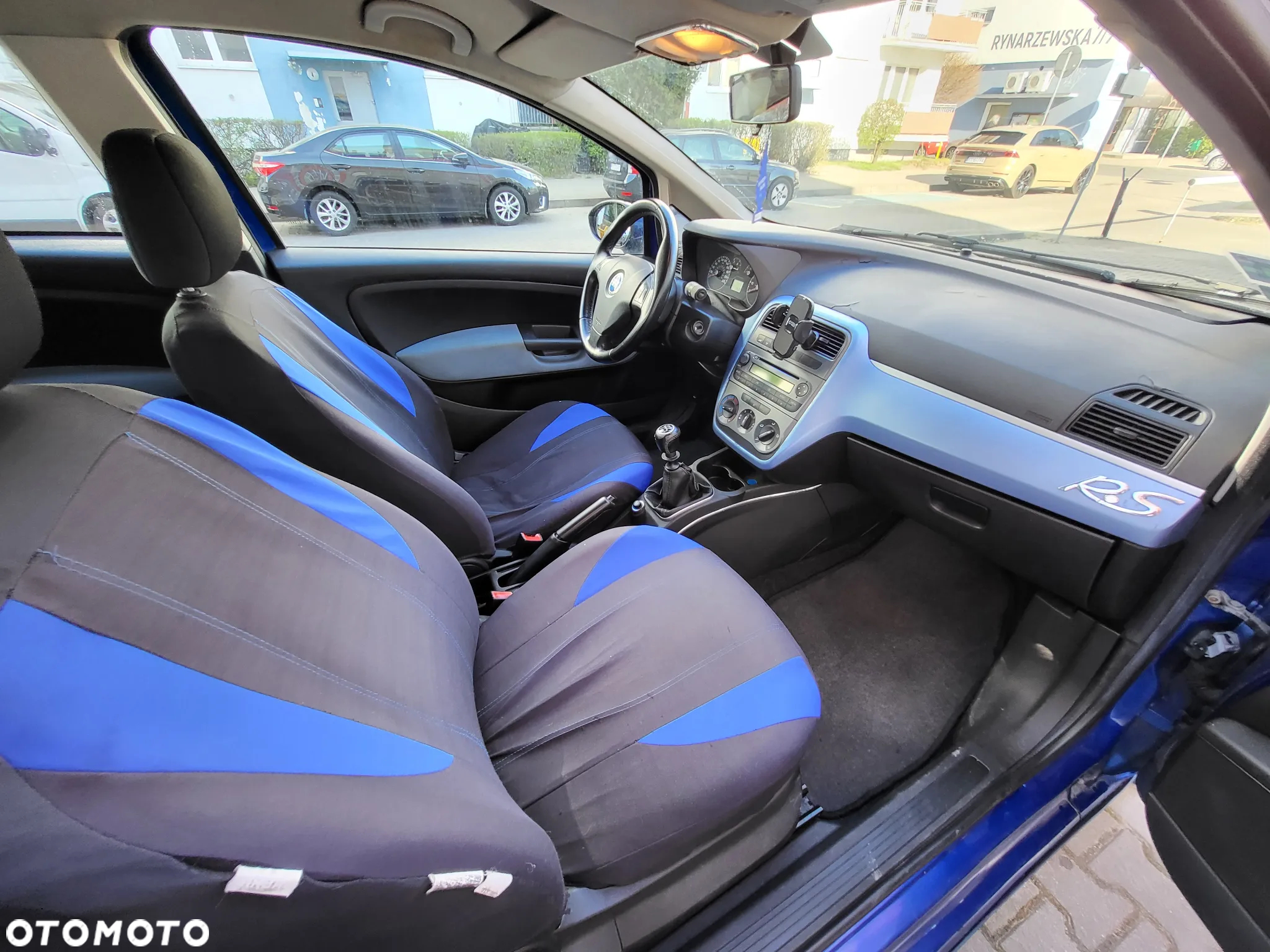 Fiat Grande Punto - 11