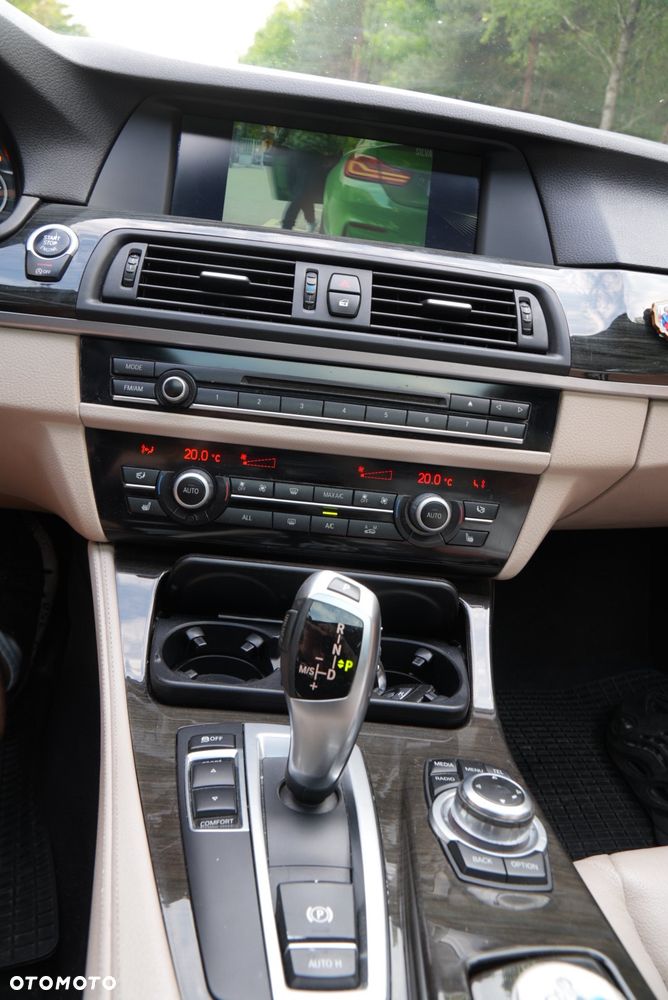 BMW Seria 5 535i - 8