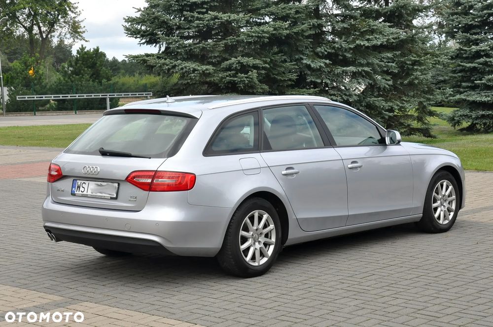 Audi A4 Avant 2.0 TDI DPF Attraction - 14