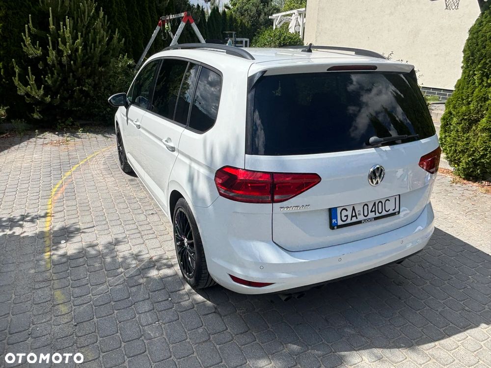 Volkswagen Touran 1.4 TSI BMT Comfortline - 4