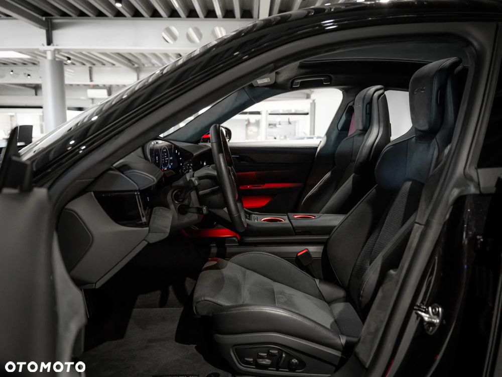 Porsche Taycan 105kWh GTS - 19