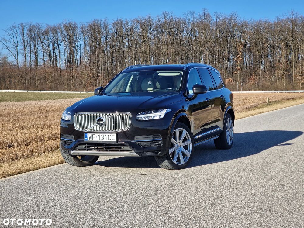 Volvo XC 90 - 1