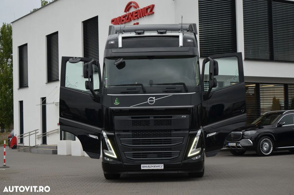 Volvo FH 500 NEW / EURO 6 / 2023r. / KLIMA P. / FULL LED / ACC / WAGA / NAVI / KAMERA / DE / 8800 - 17