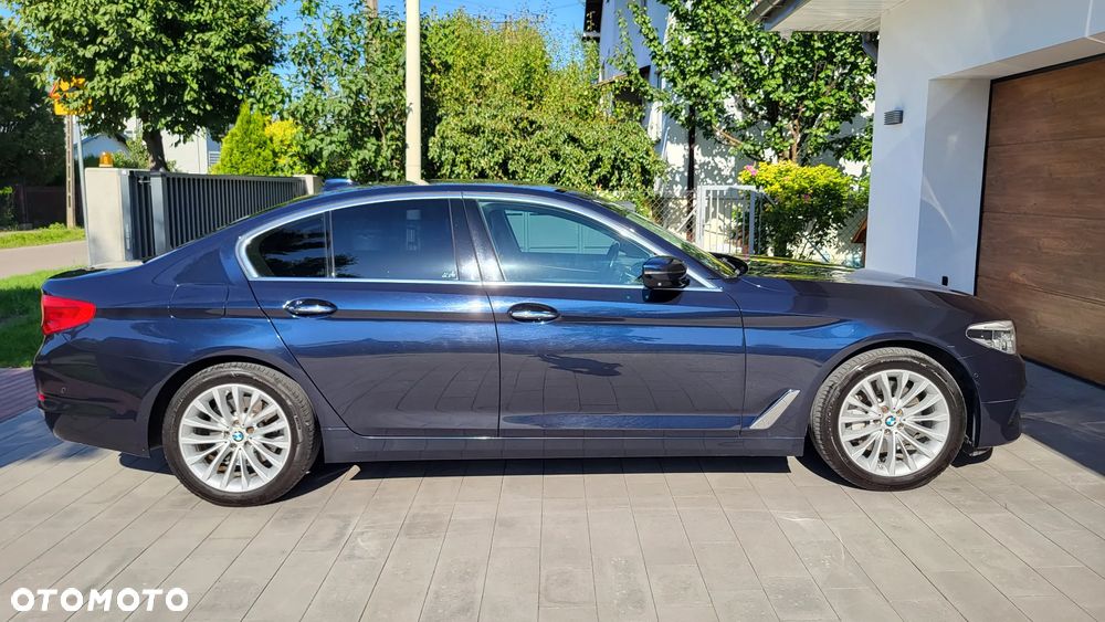 BMW Seria 5 530i xDrive Luxury Line - 3
