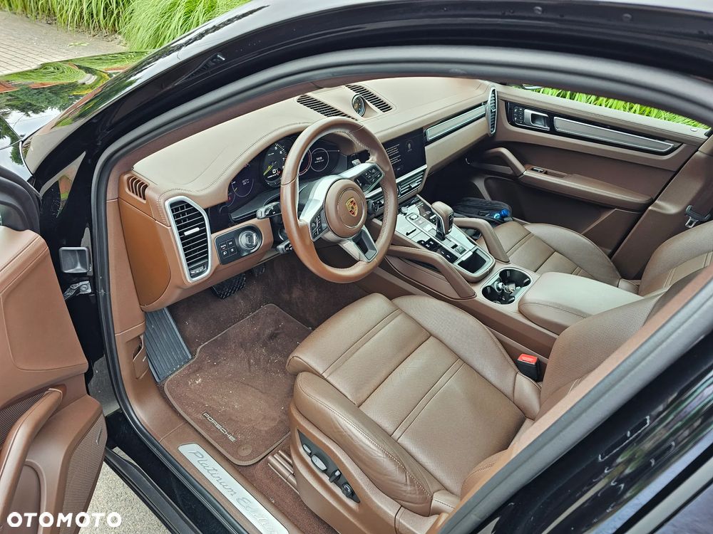 Porsche Cayenne Coupe Platinum Edition - 9
