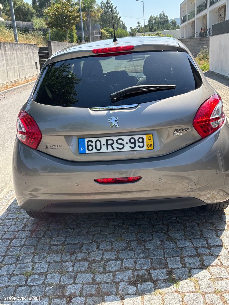 Peugeot 208 1.6 e-HDi Allure - 2