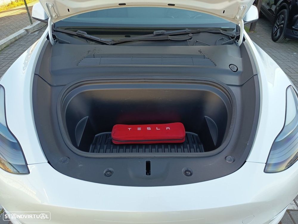 Tesla Model Y Tração Traseira - 28