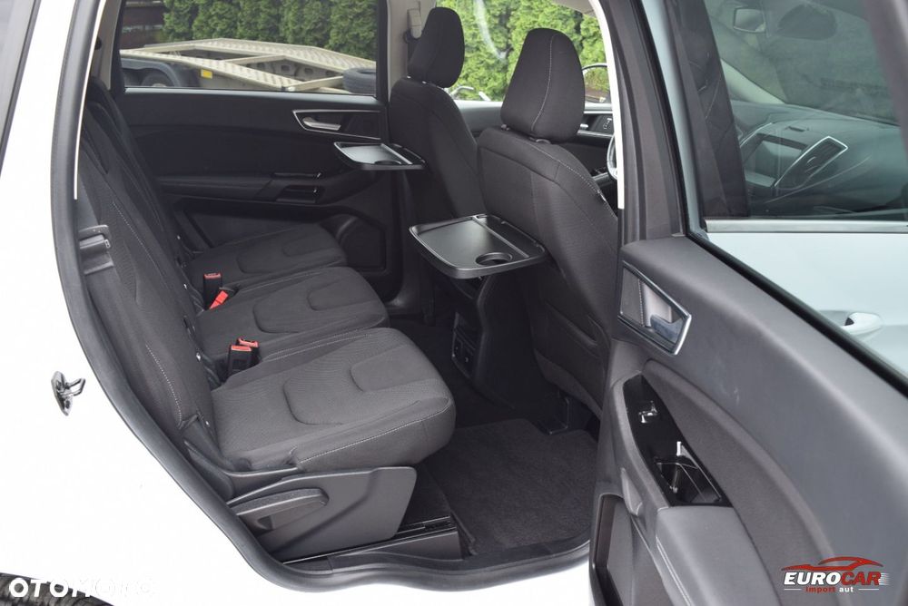 Ford S-Max - 17