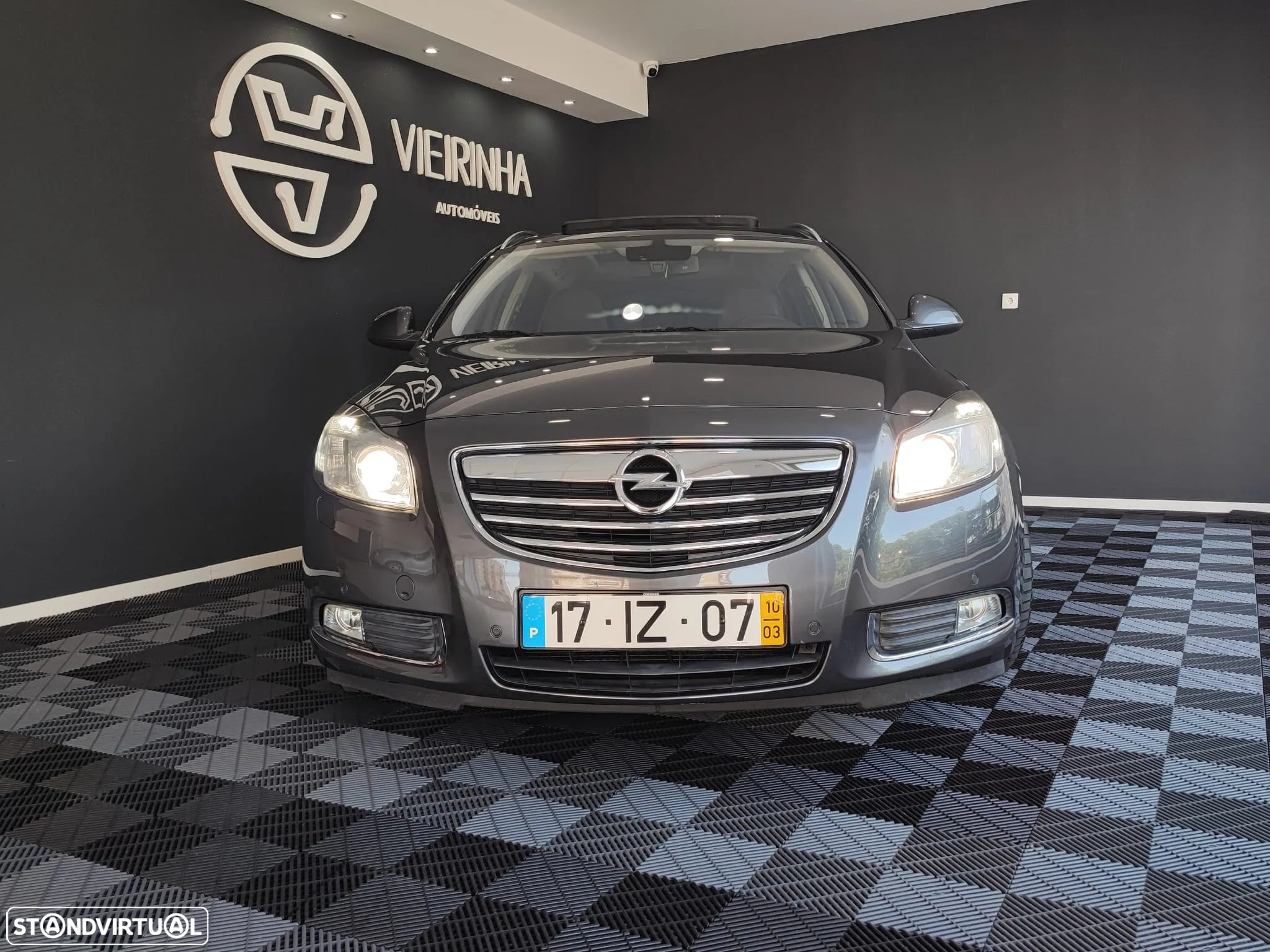 Opel Insignia Sports Tourer 2.0 CDTi Cosmo ecoFLEX - 10