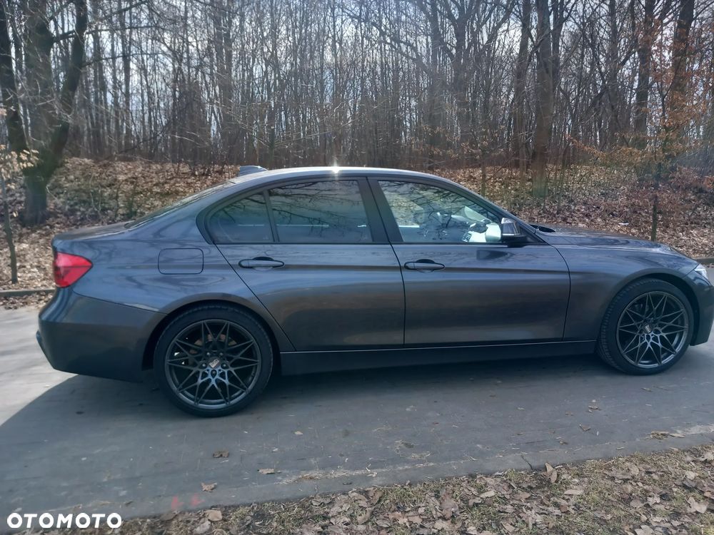 BMW Seria 3 318d Sport Line - 6