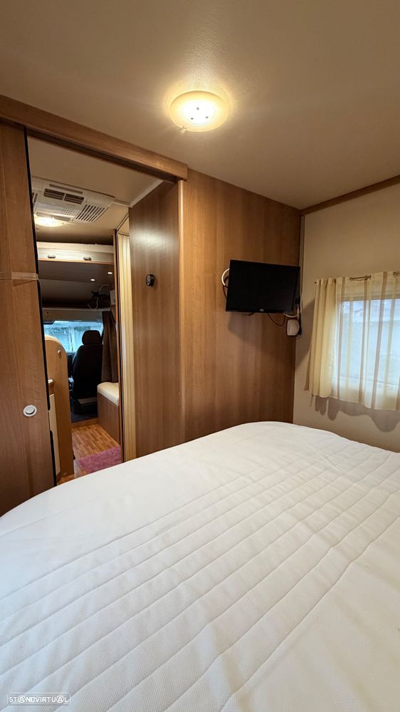 PLA Mister A 390 cama central + cama elevatória - 9