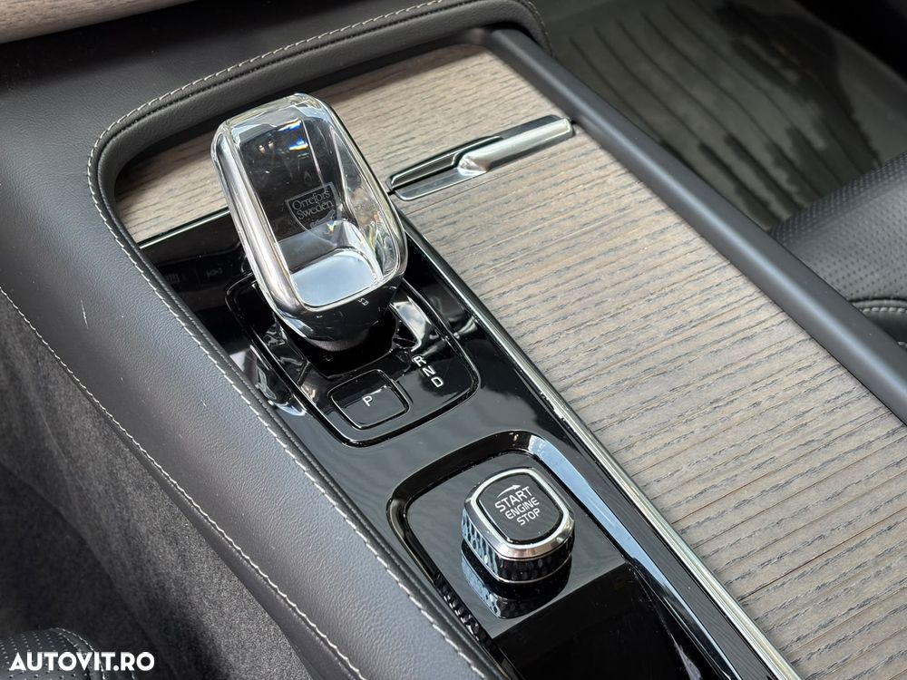 Volvo XC 90 B5 D AWD Plus Bright - 16