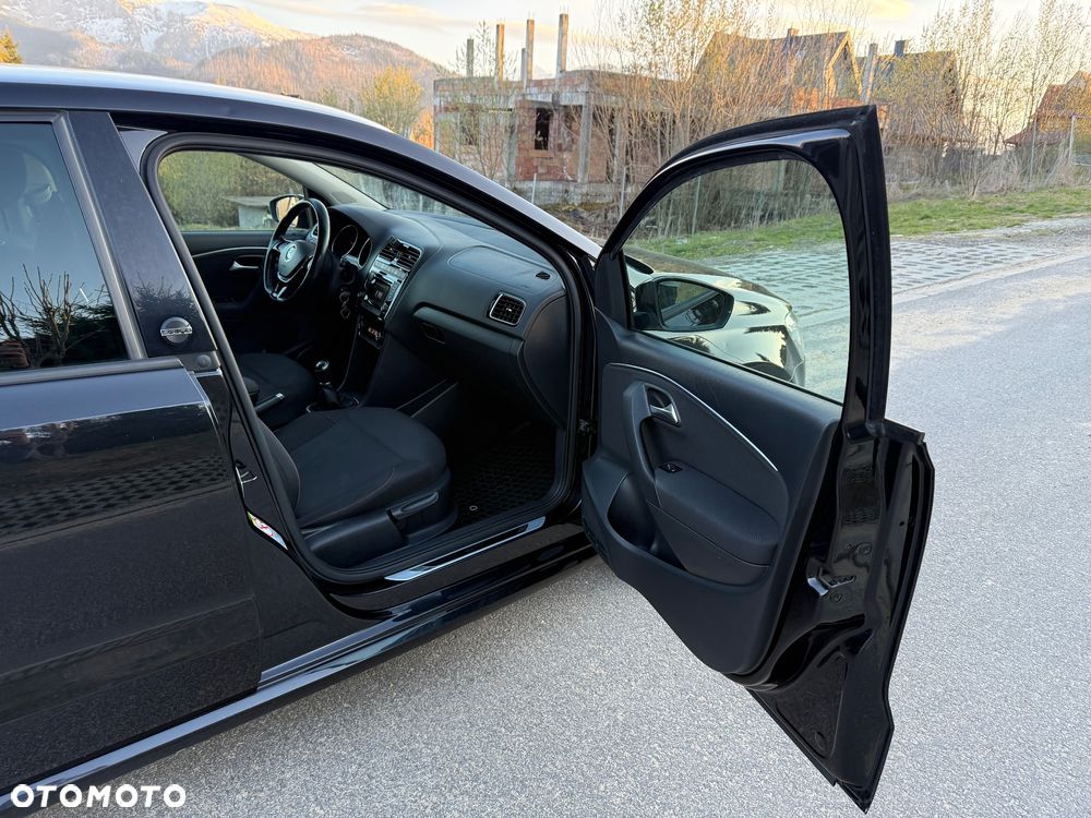 Volkswagen Polo 1.4 TDI (Blue Motion Technology) SOUND - 16