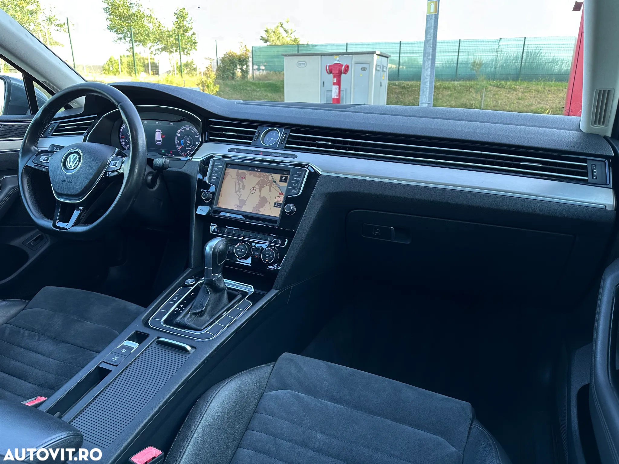 Volkswagen Passat Variant 2.0 TDI DSG (BlueMotion Technology) Highline - 12