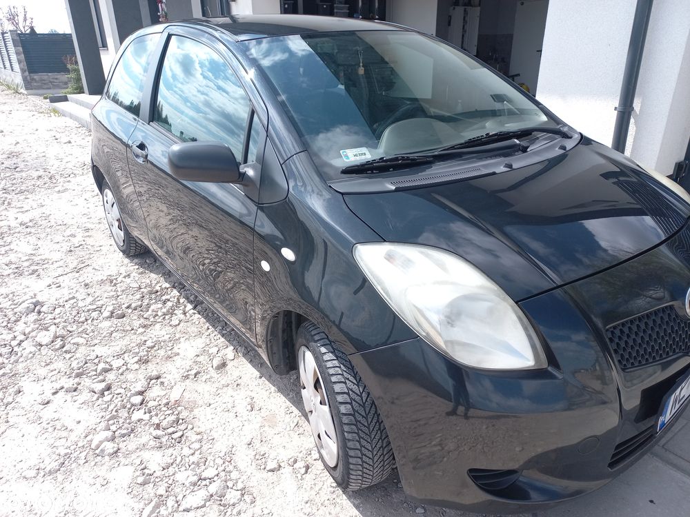 Toyota Yaris 1.0 Luna A/C - 24