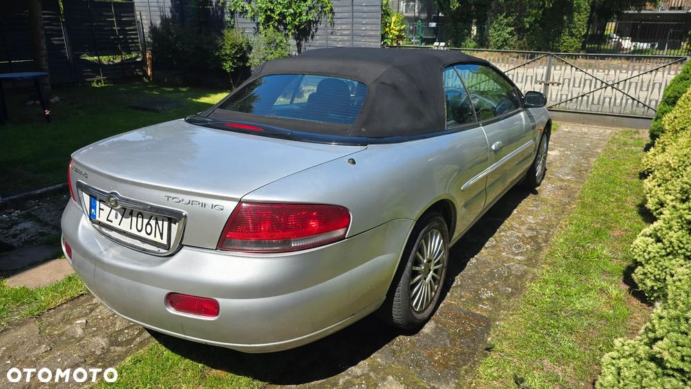 Chrysler Sebring - 12