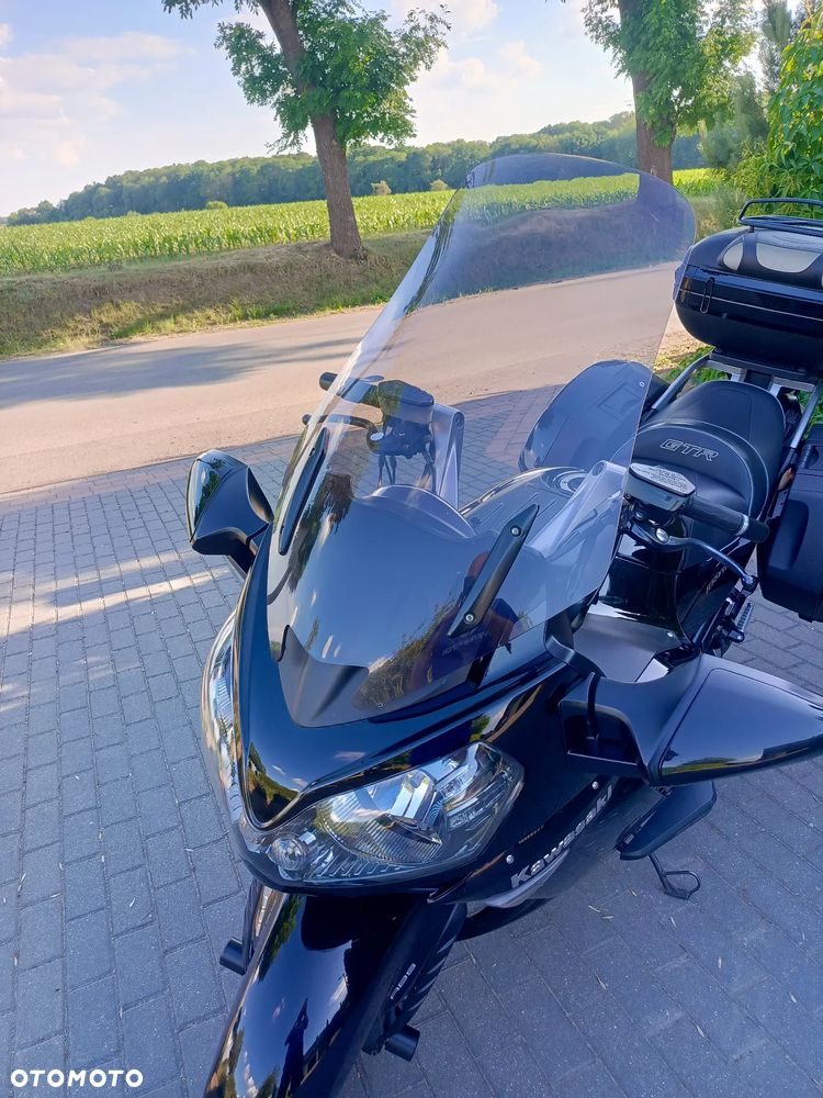 Kawasaki GTR - 2