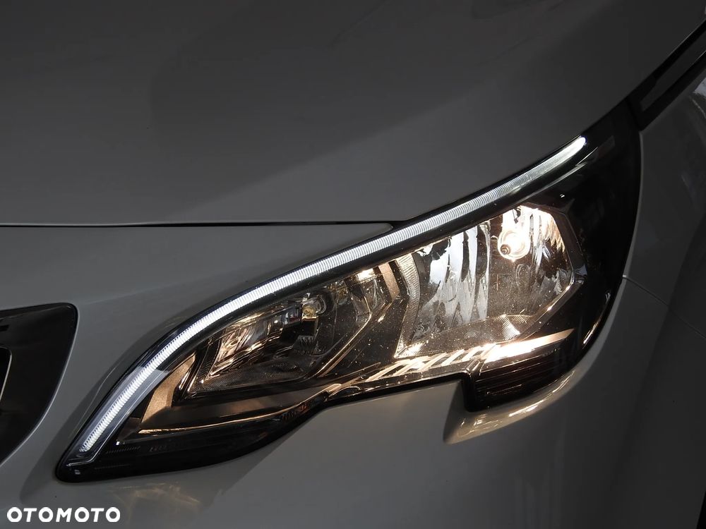 Peugeot 3008 BlueHDi 120 EAT6 Stop & Start Allure - 34