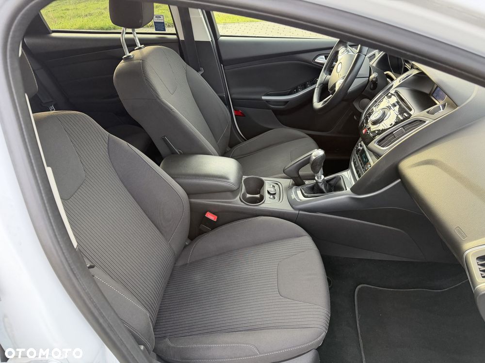 Ford Focus 1.6 EcoBoost Titanium - 21