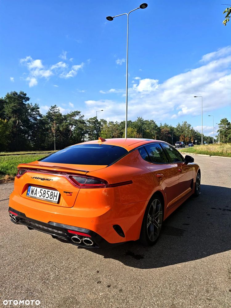 Kia Stinger - 3