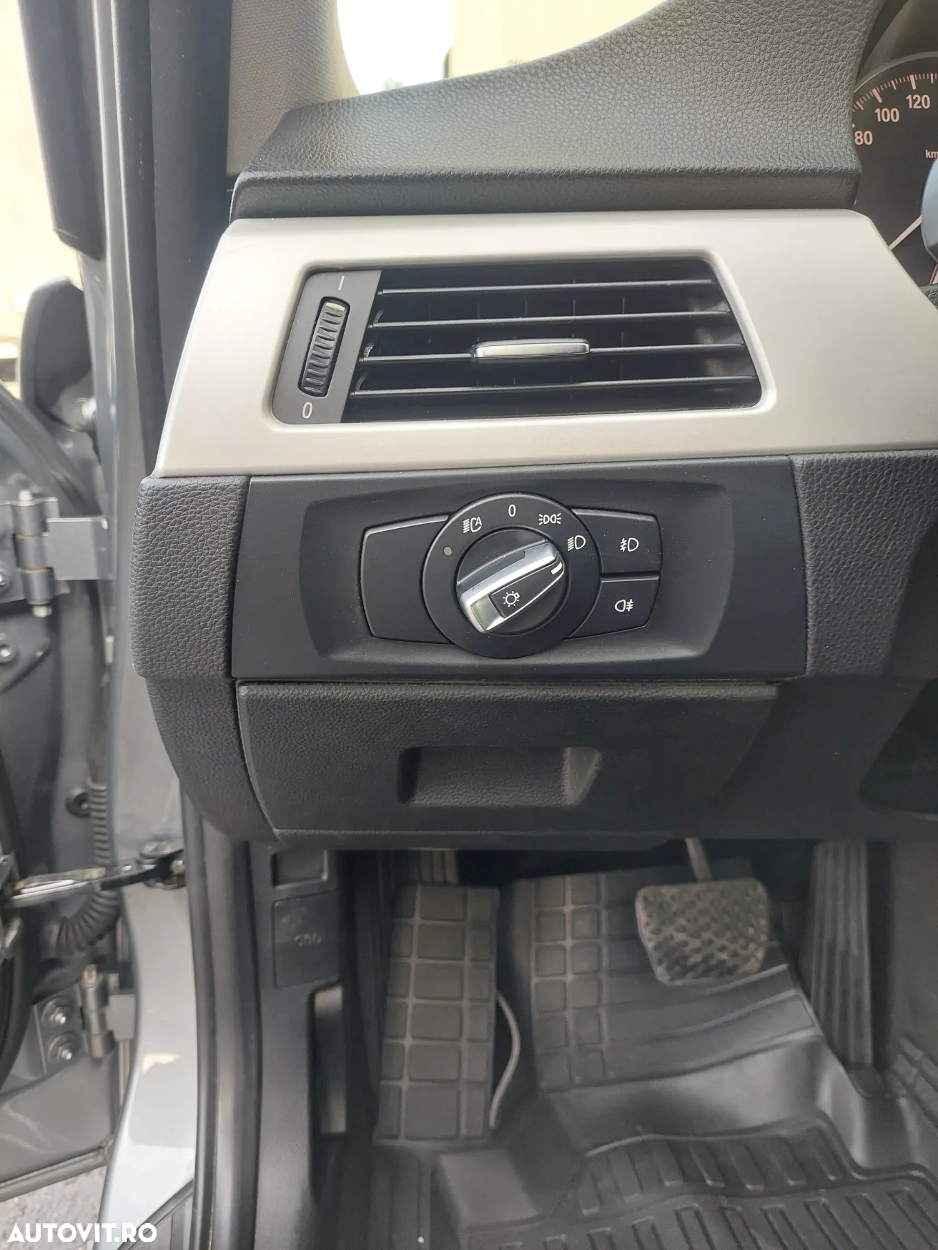 BMW Seria 3 318i Aut. - 20