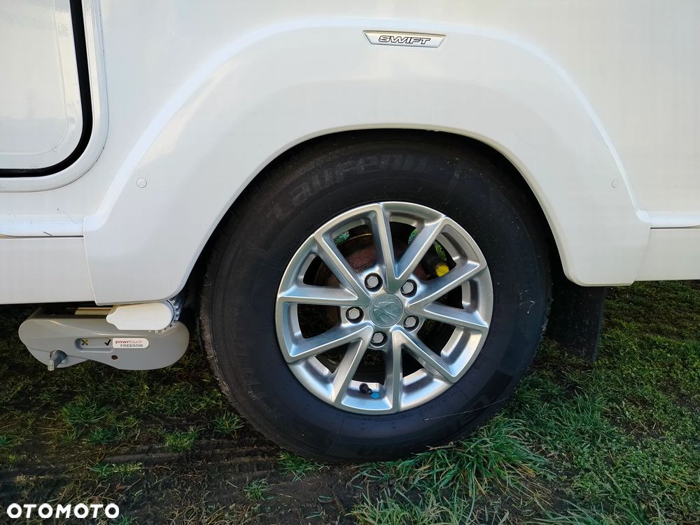 SWIFT Charisma 470 - 39